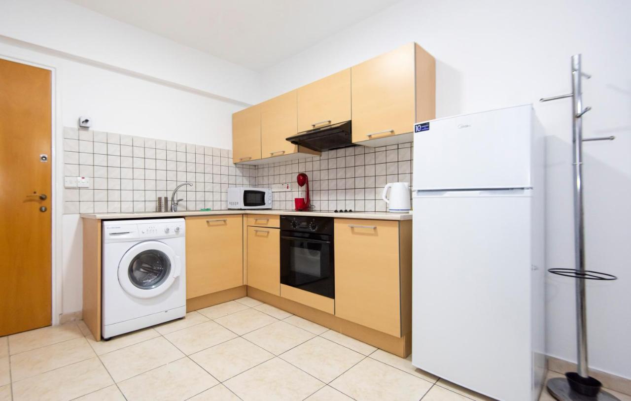 Appartement Viola flat 303 à Larnaca Extérieur photo
