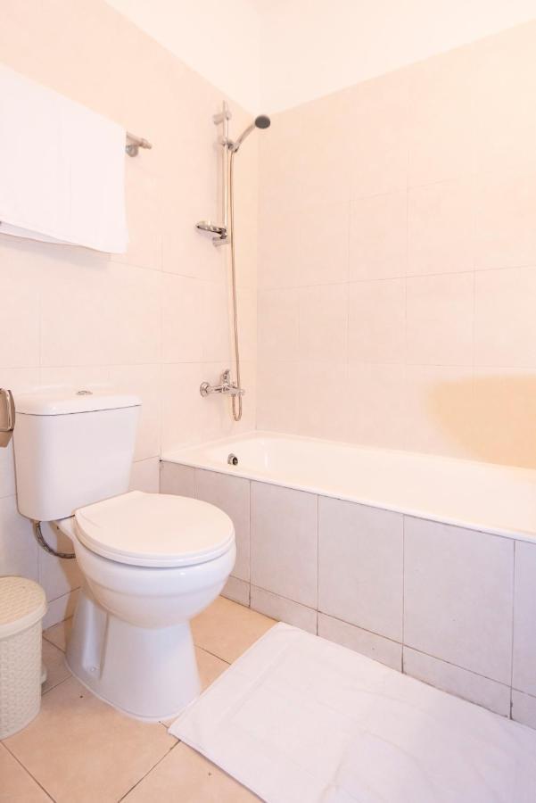 Appartement Viola flat 303 à Larnaca Extérieur photo